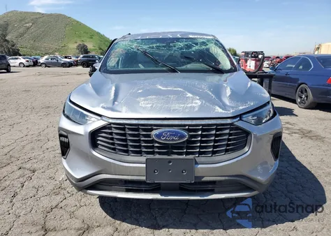 2024 Ford Escape Active z USA, uszkodzony, nr VIN 1FMCU0GN6RUA74771